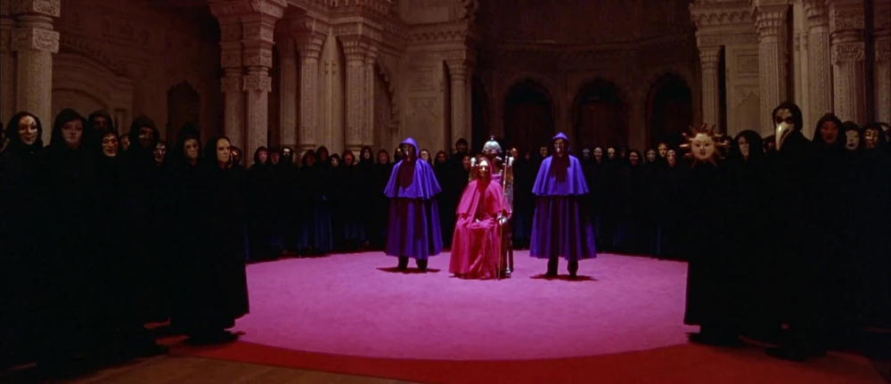 La película Eyes Wide Shut de Kubrick en los archivos del caso Epstein